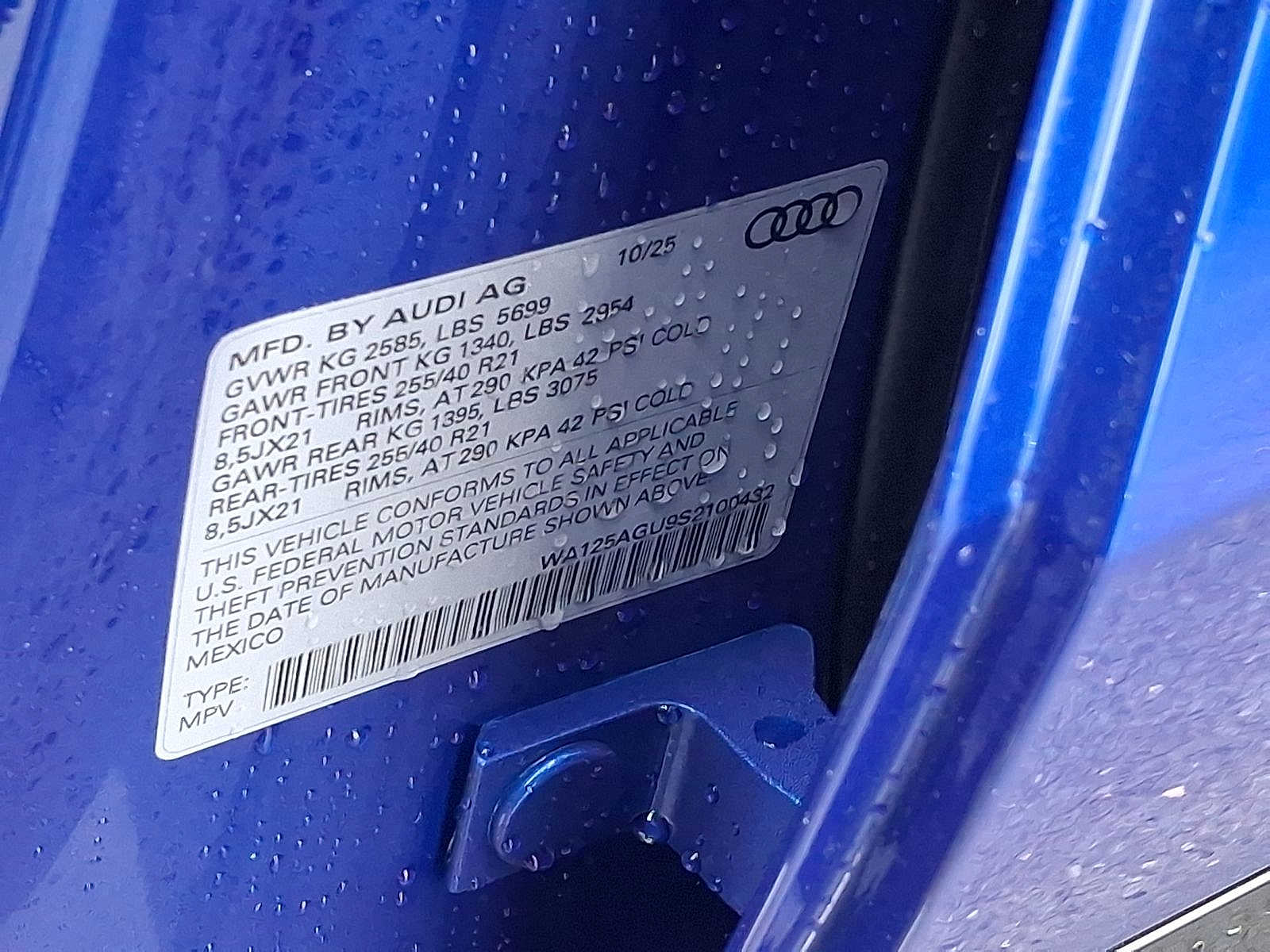 Thumbnail: 2025 Audi SQ5 - 18