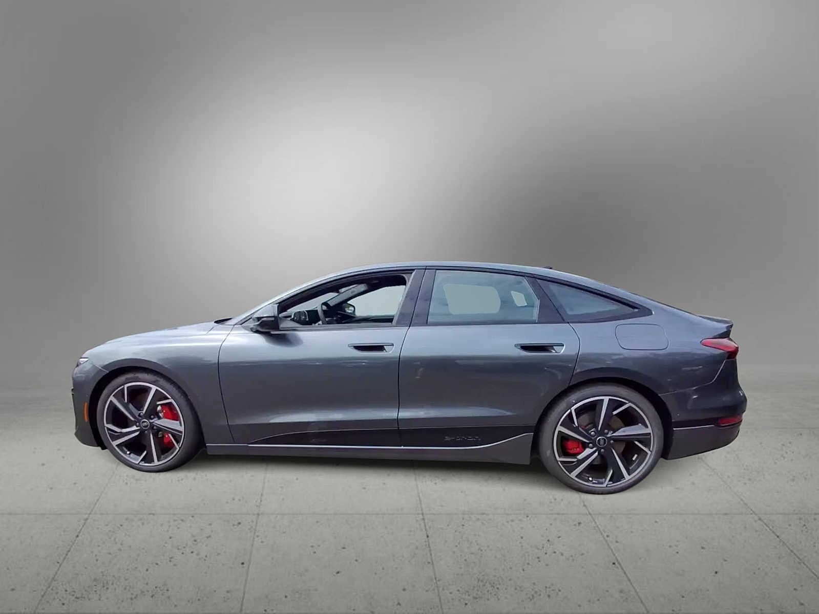 Thumbnail: 2025 Audi e-tron S - 5