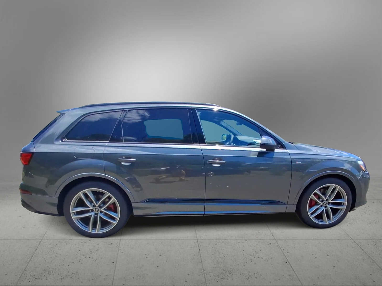 Thumbnail: 2026 Audi Q7 - 9