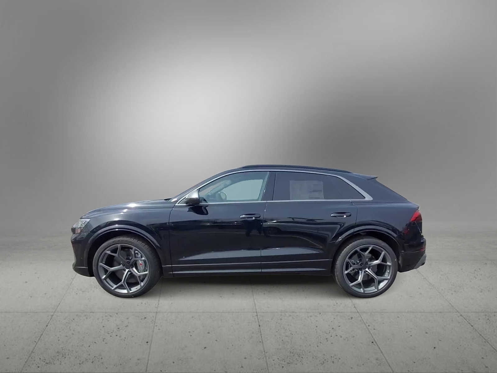 Thumbnail: 2026 Audi RS Q8 - 5