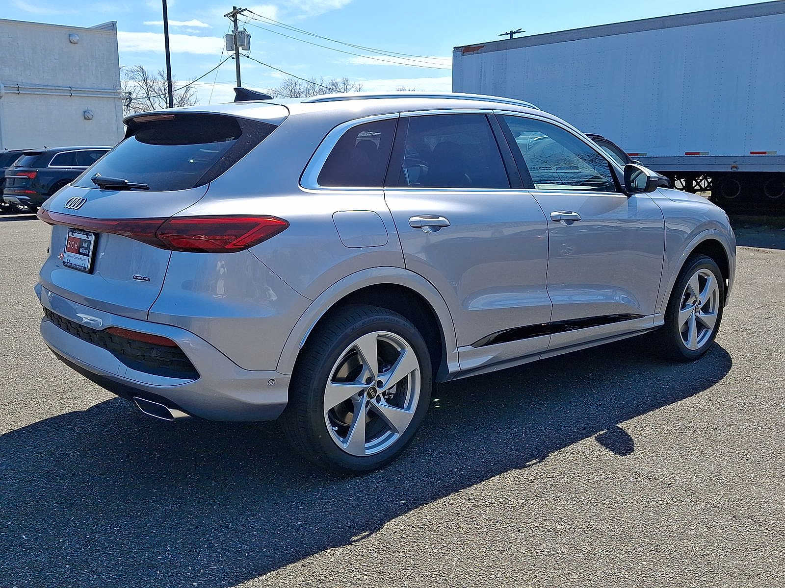 Thumbnail: 2026 Audi Q5 - 11
