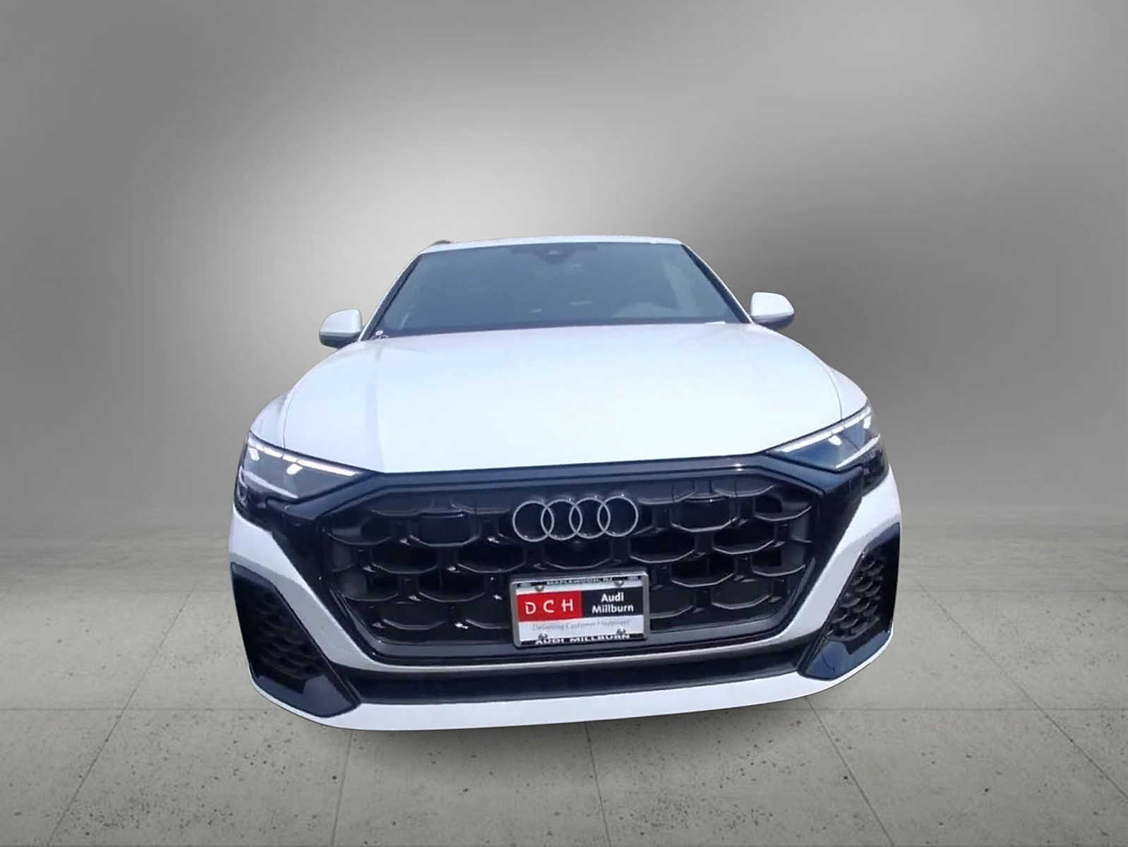 Thumbnail: 2026 Audi Q8 - 3