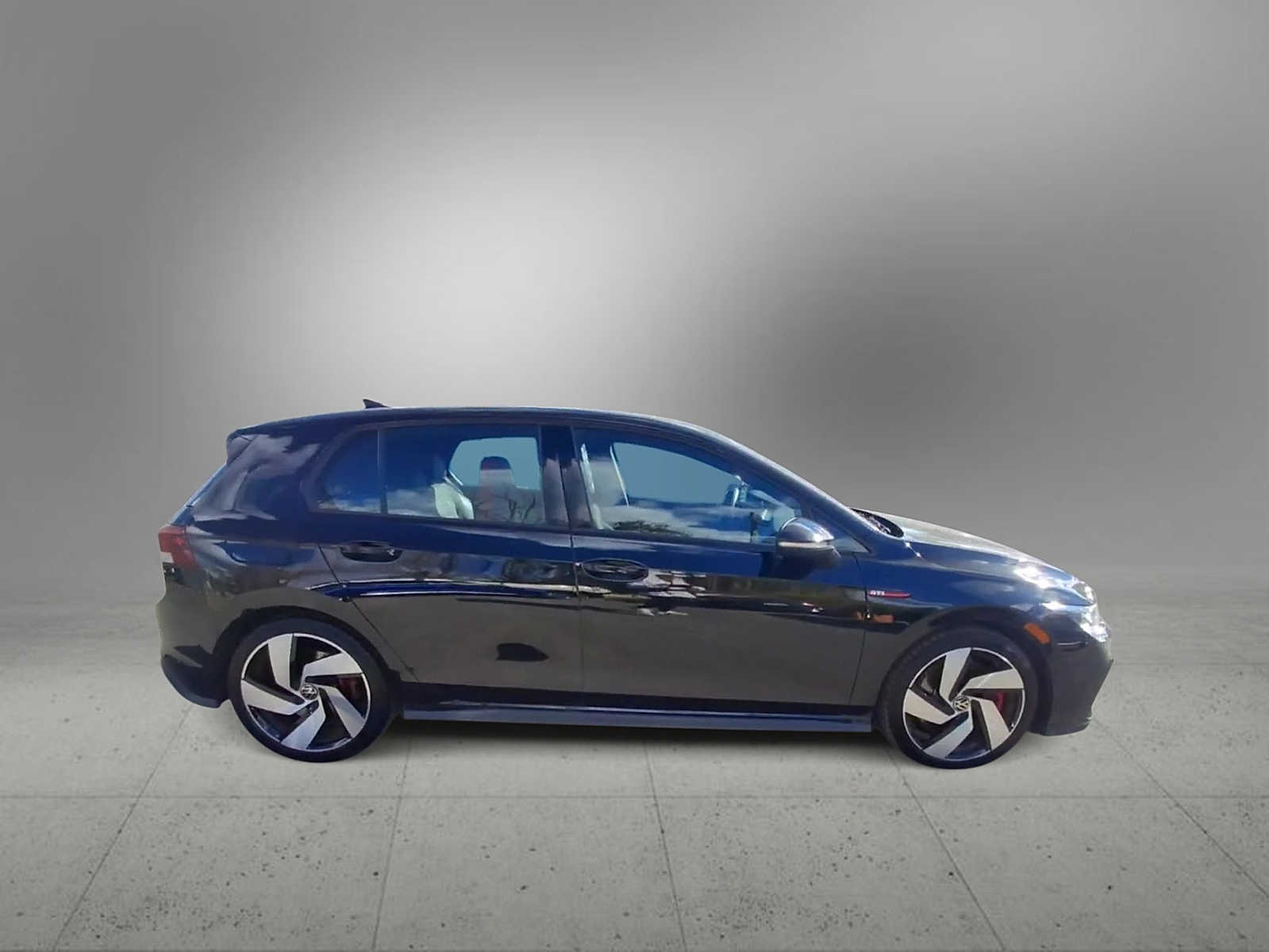 Thumbnail: 2024 Volkswagen Golf - 9