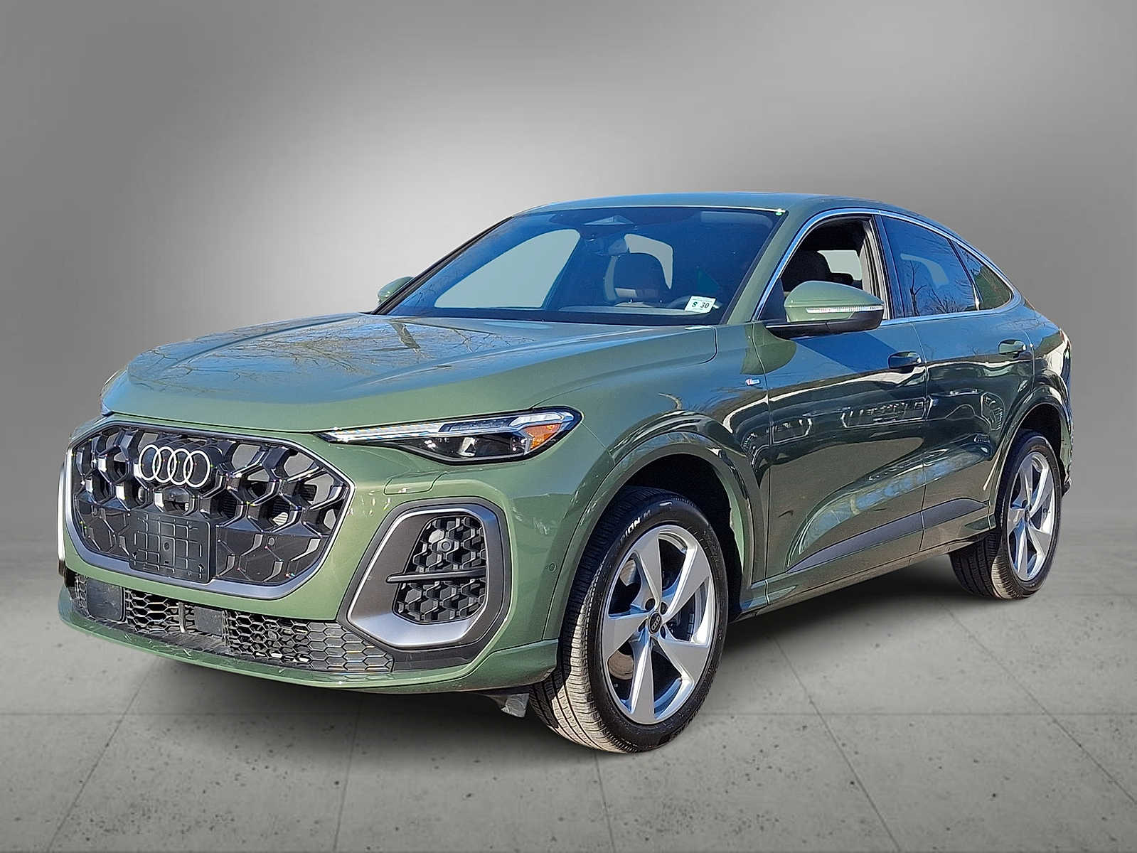 Thumbnail: 2025 Audi Q5 - 1