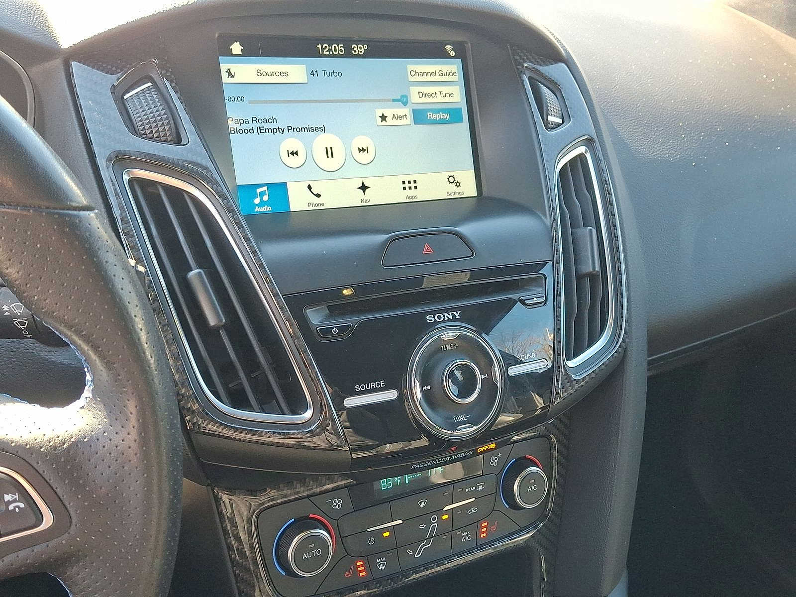 Thumbnail: 2017 Ford Focus - 13