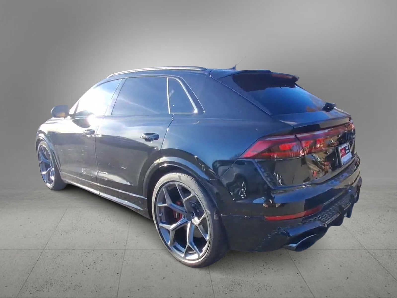 Thumbnail: 2026 Audi RS Q8 - 6