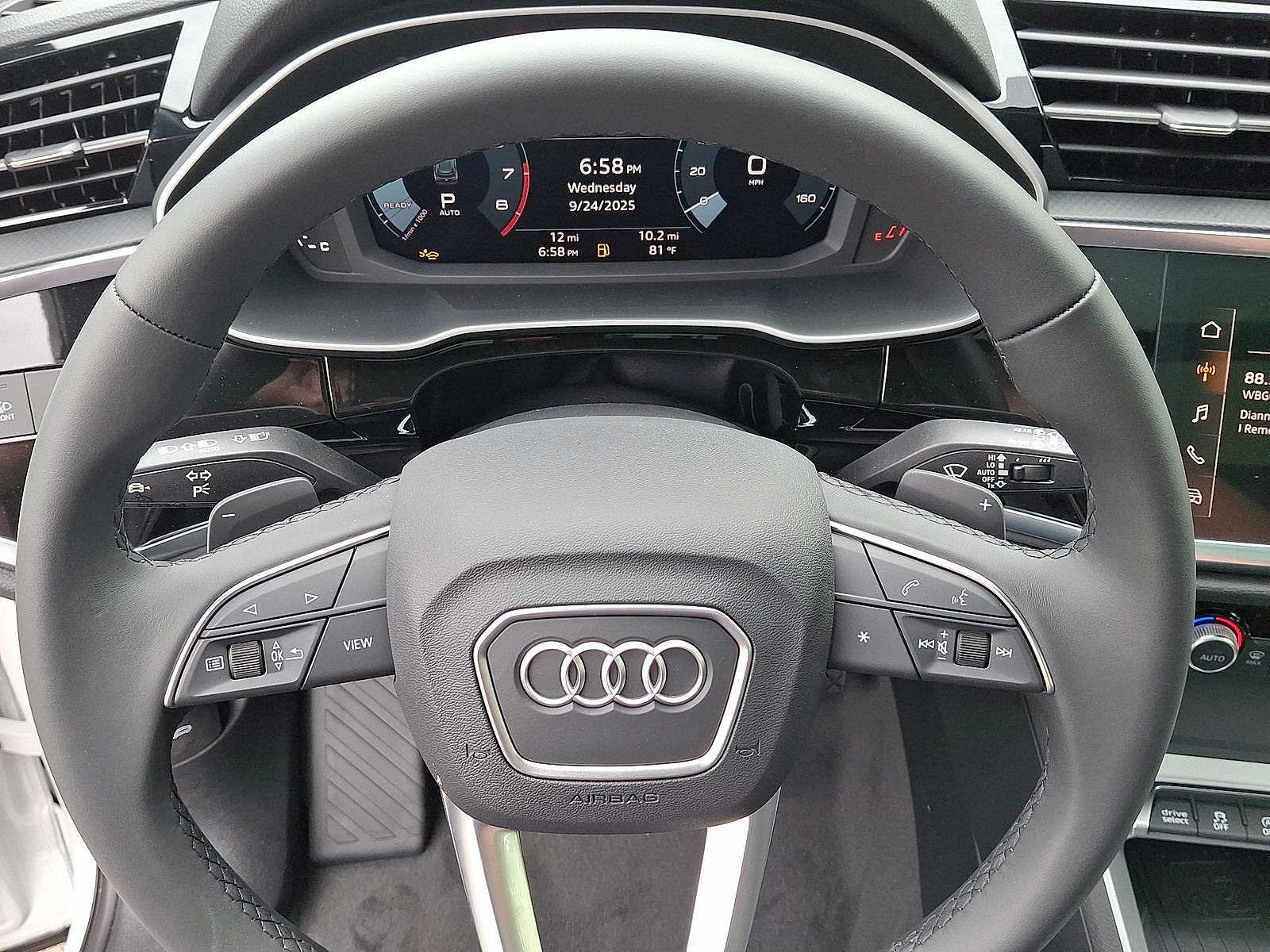 Thumbnail: 2025 Audi Q3 - 16