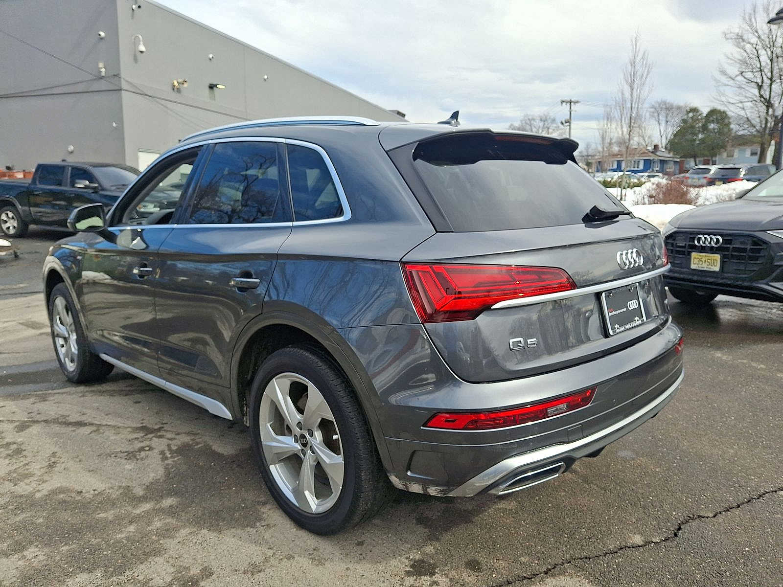 Thumbnail: 2023 Audi Q5 - 22