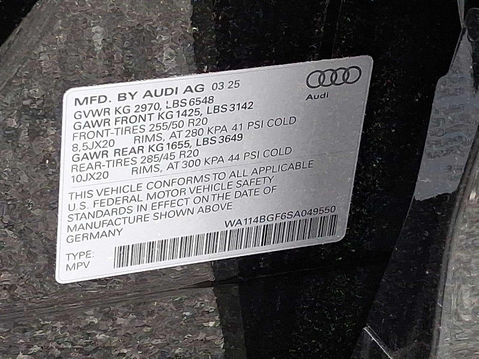 Thumbnail: 2025 Audi Q6 e-tron - 17