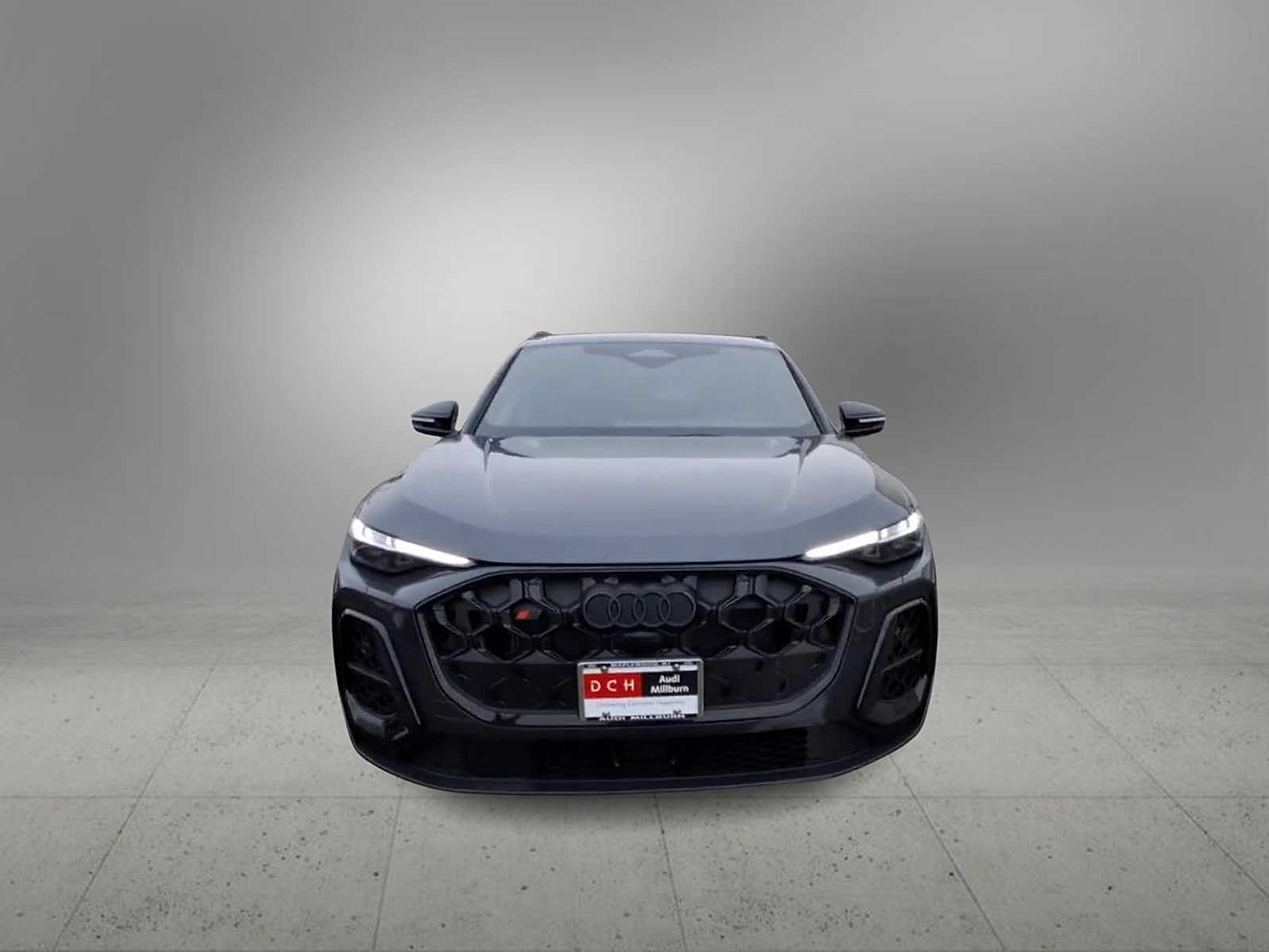 Thumbnail: 2025 Audi SQ5 - 3