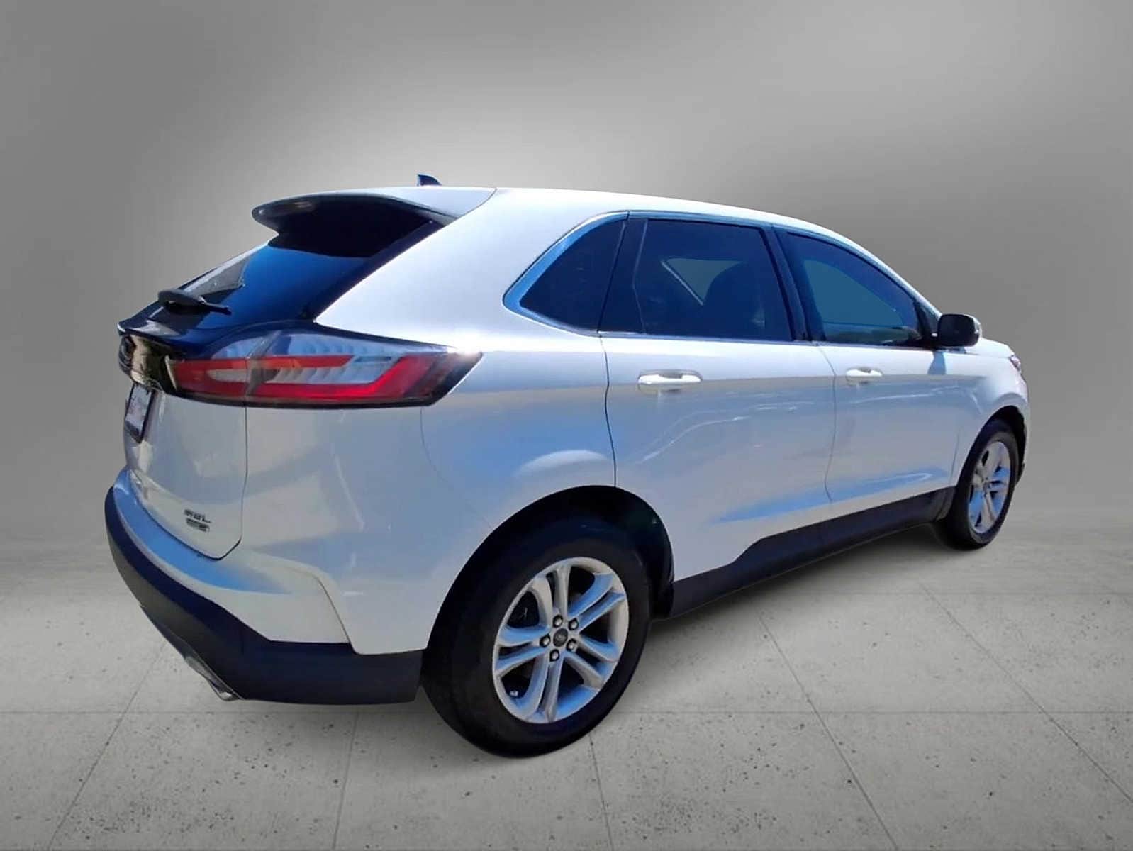 Thumbnail: 2020 Ford Edge - 7