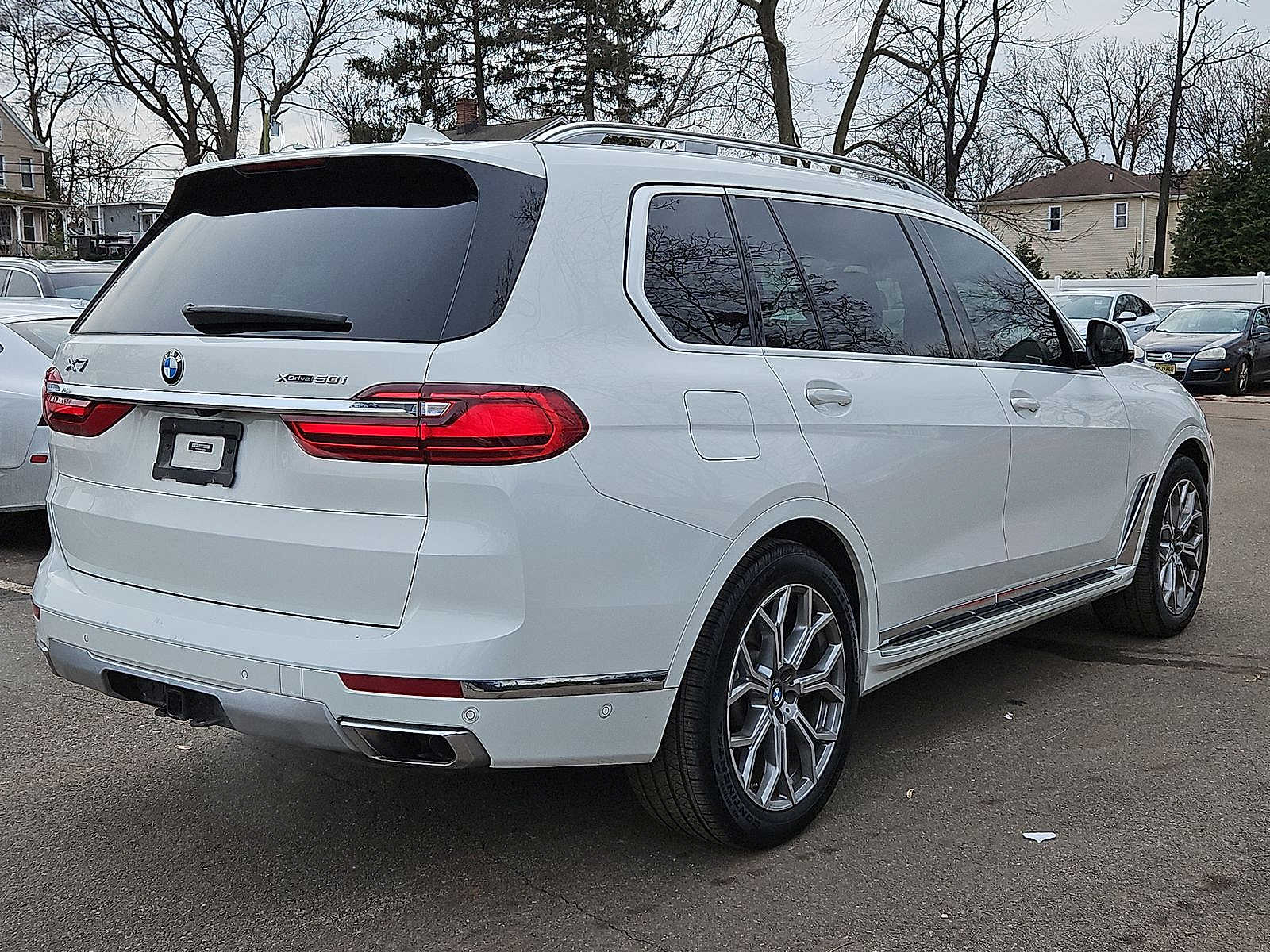 Thumbnail: 2019 BMW X7 - 25
