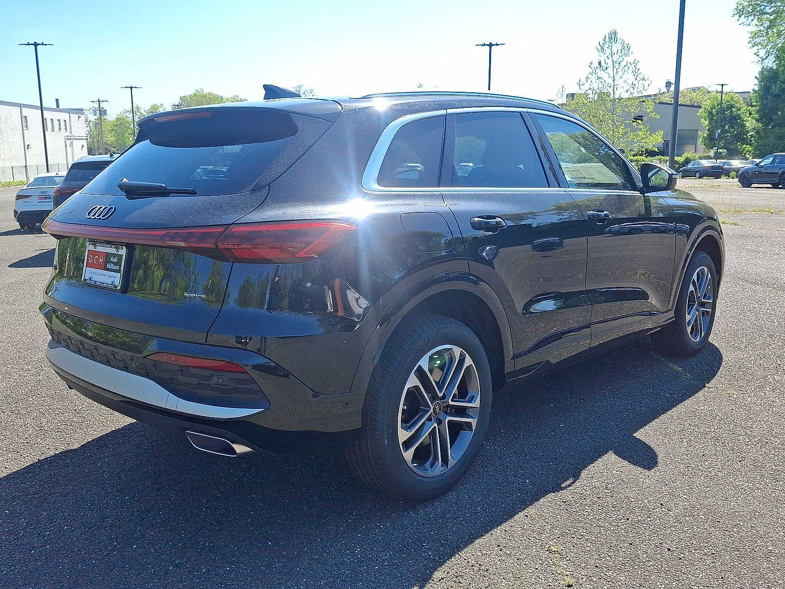 Thumbnail: 2026 Audi Q5 - 11