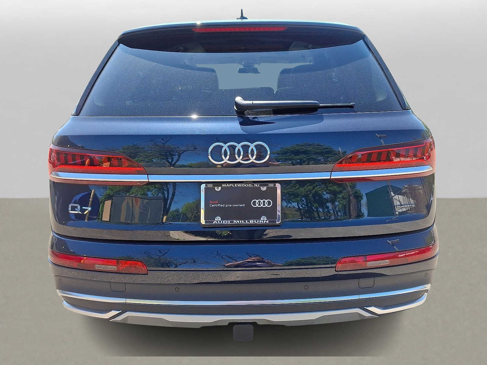 Thumbnail: 2023 Audi Q7 - 21