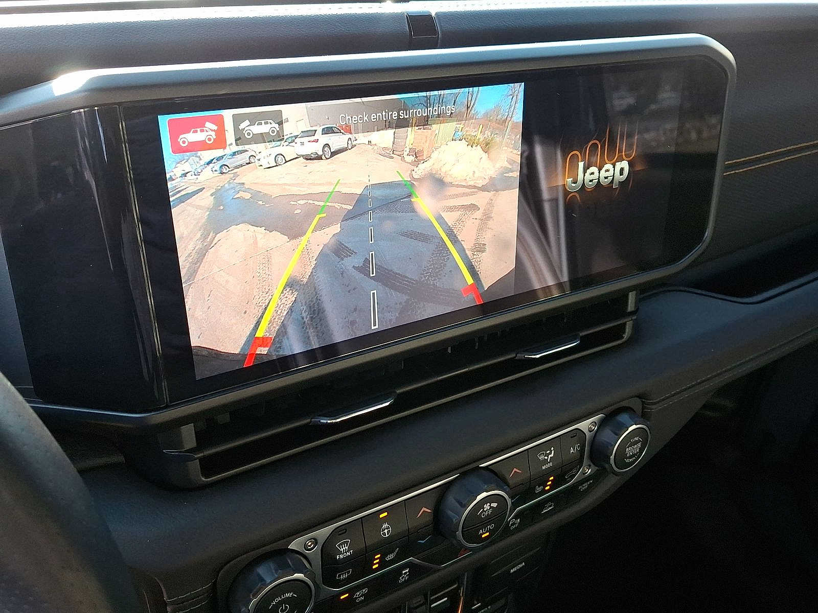 Thumbnail: 2025 Jeep Wrangler - 6