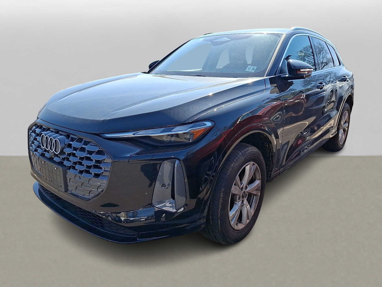 Thumbnail: 2025 Audi Q5 - 1