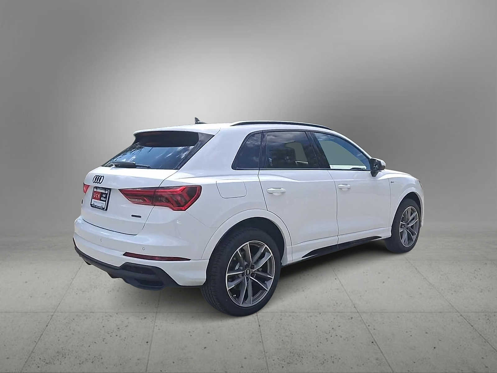 Thumbnail: 2025 Audi Q3 - 6