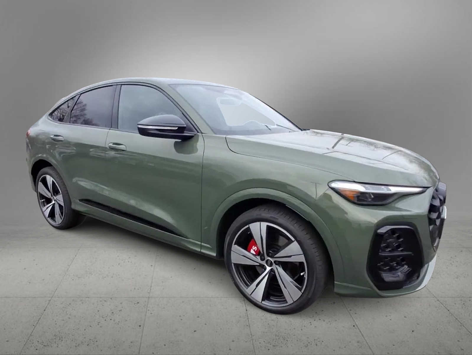 Thumbnail: 2025 Audi SQ5 - 2