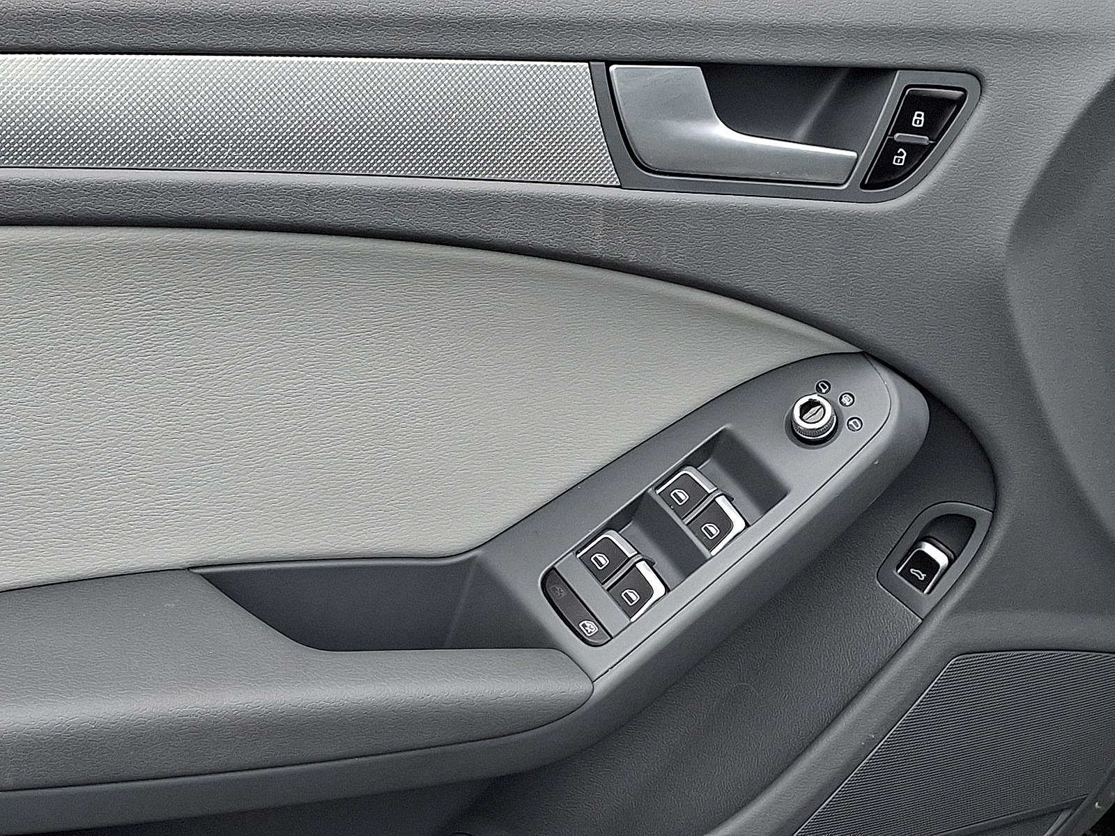 Thumbnail: 2015 Audi A4 - 10