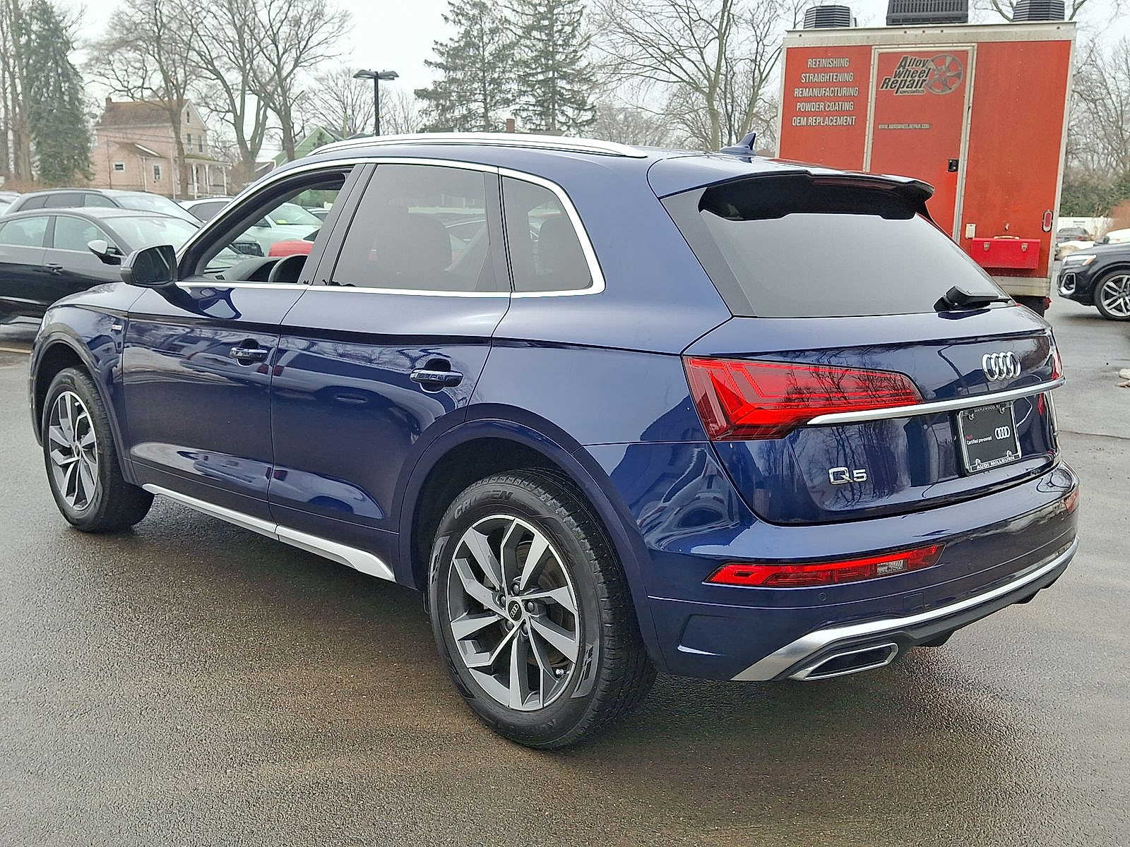 Thumbnail: 2023 Audi Q5 - 22