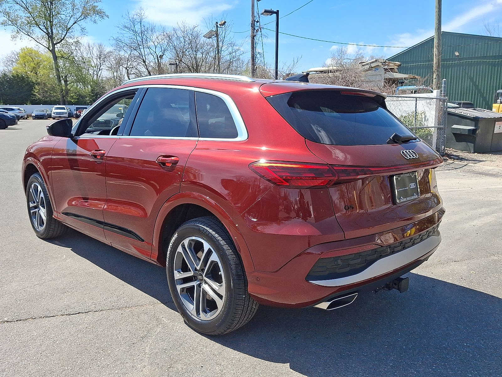 Thumbnail: 2025 Audi Q5 - 22