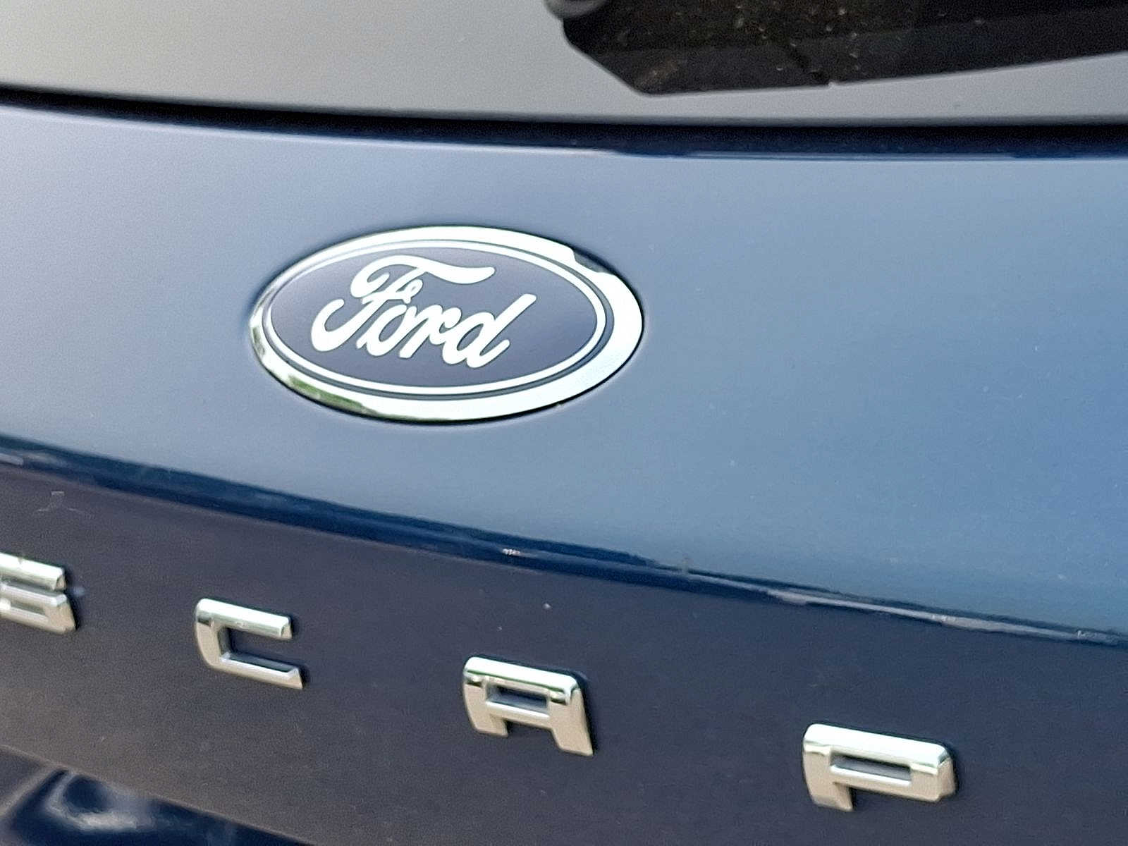 2020 Ford Escape SEL 23