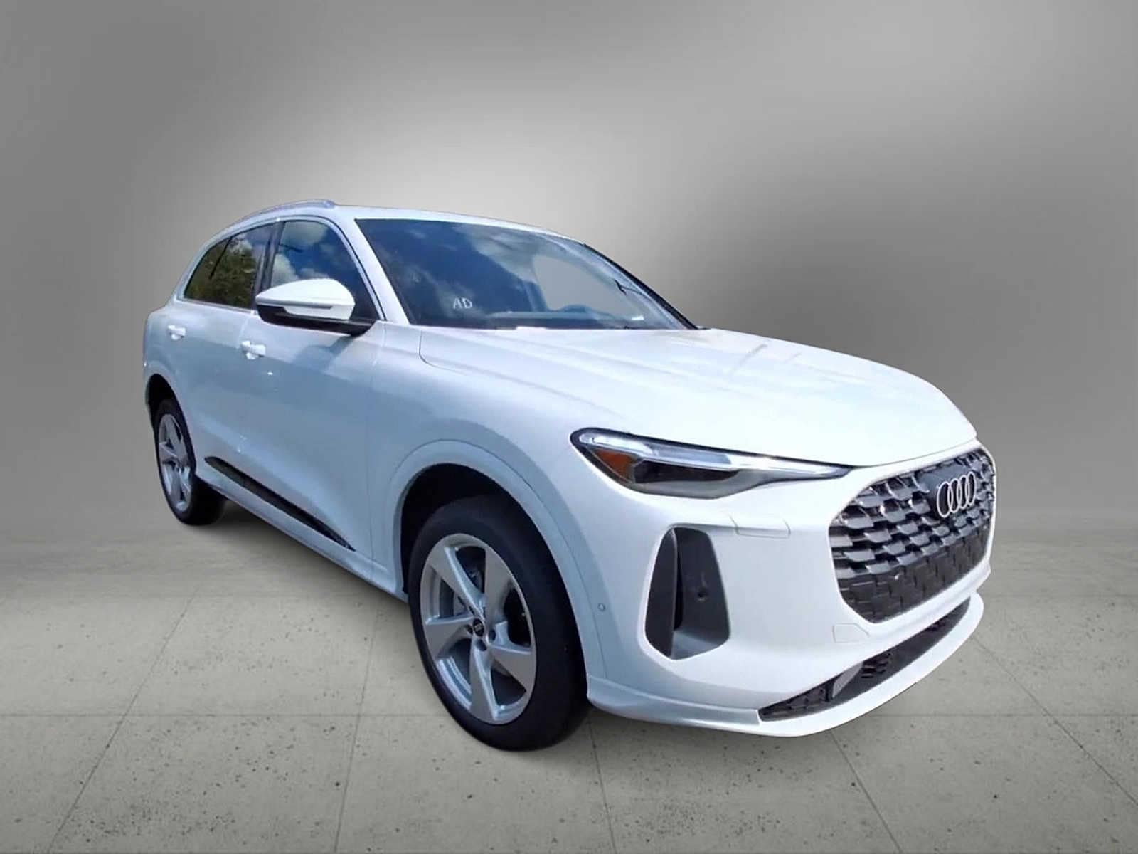 Thumbnail: 2025 Audi Q5 - 2