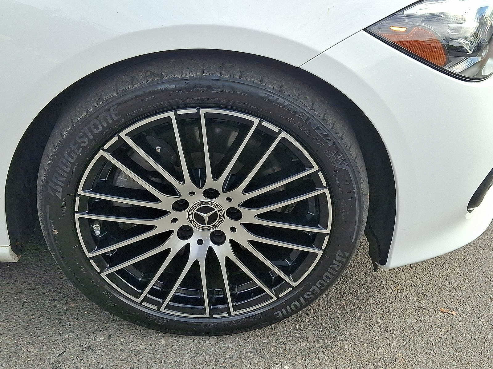 Thumbnail: 2023 Mercedes-Benz C-Class - 25