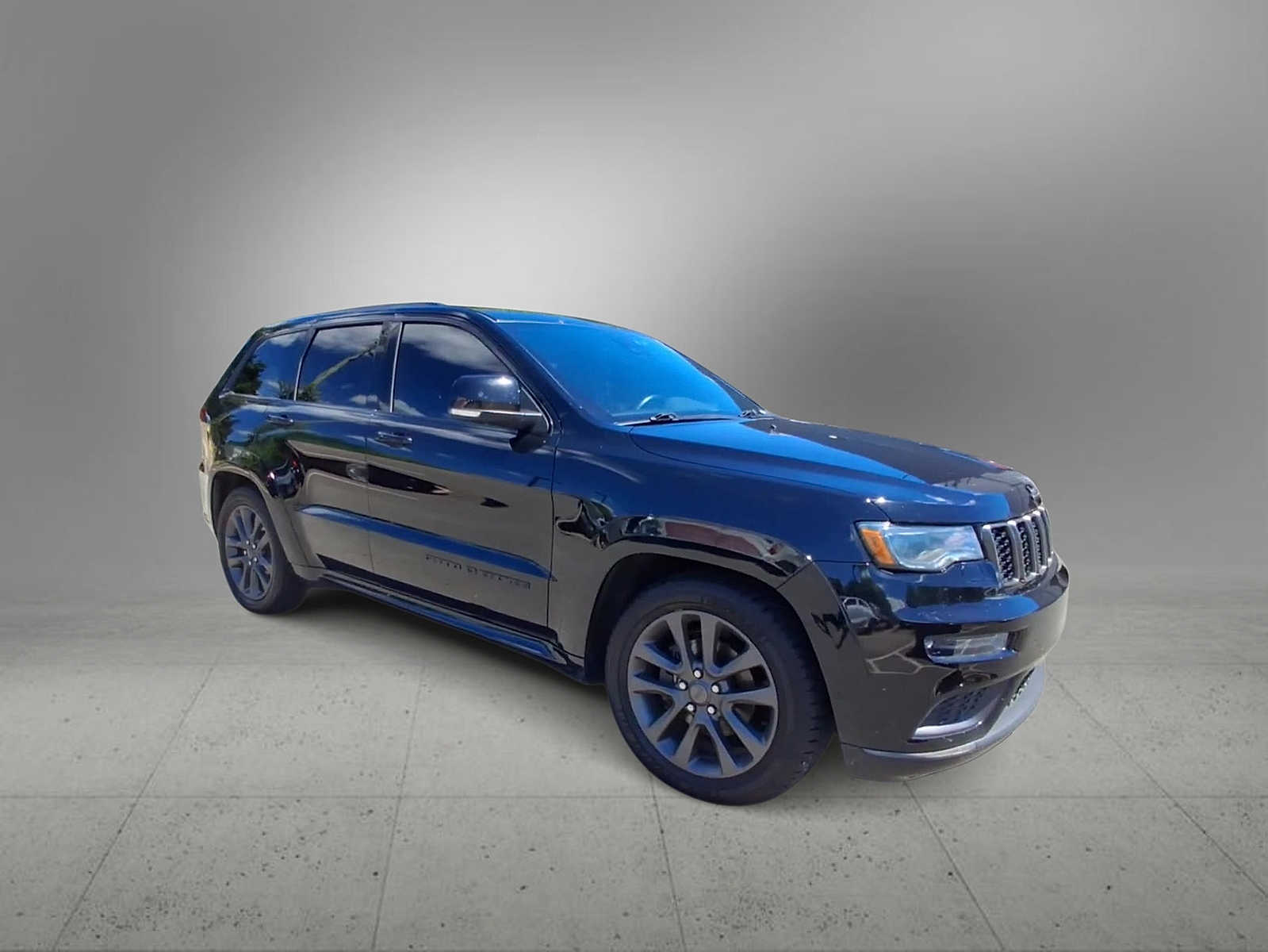 Thumbnail: 2018 Jeep Grand Cherokee - 2