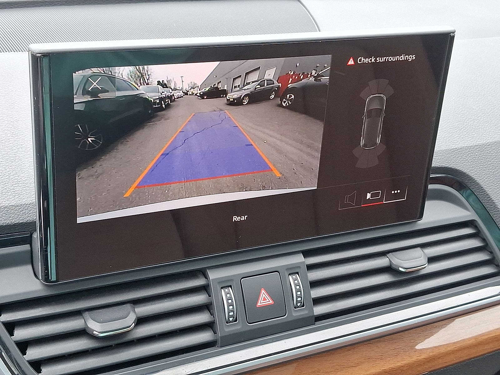 Thumbnail: 2023 Audi Q5 - 14