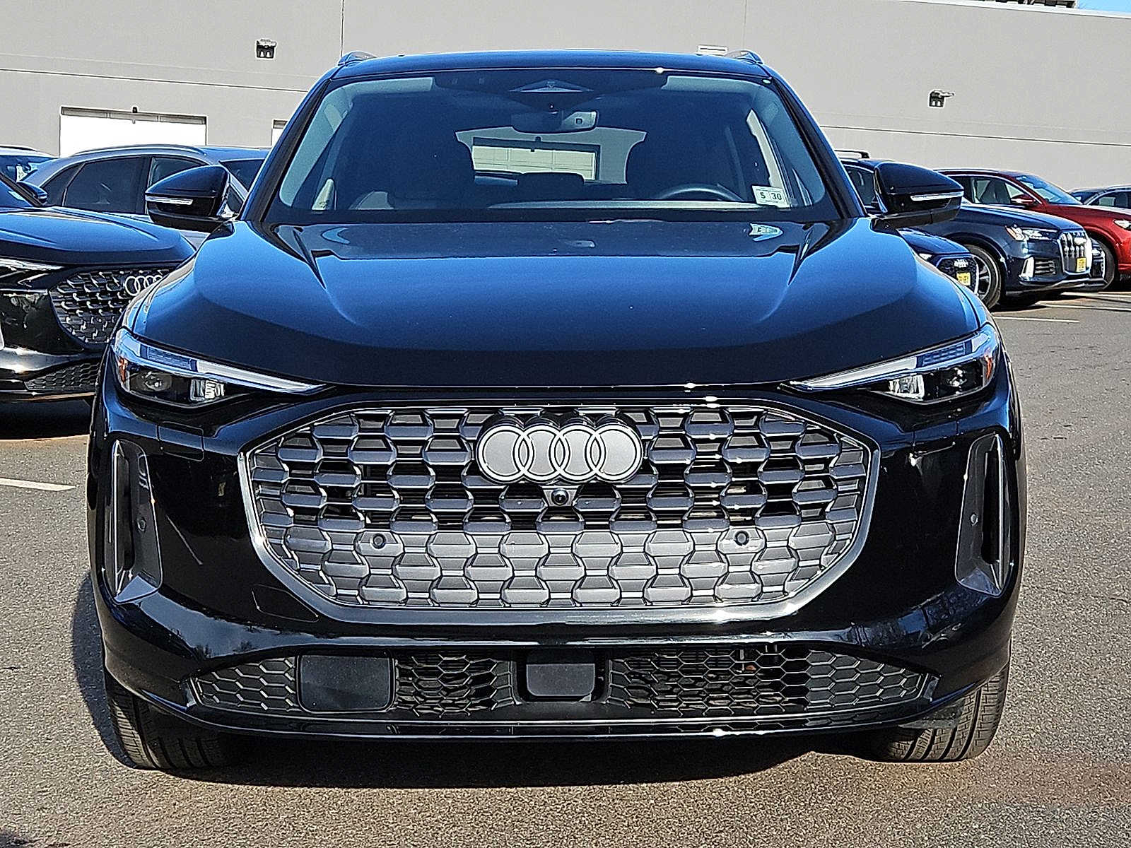 Thumbnail: 2025 Audi Q5 - 29