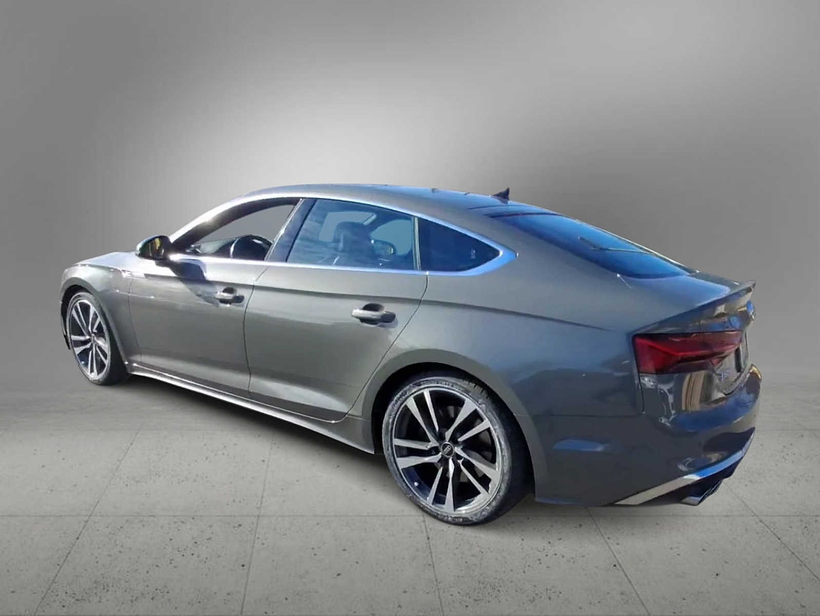Thumbnail: 2023 Audi S5 - 6