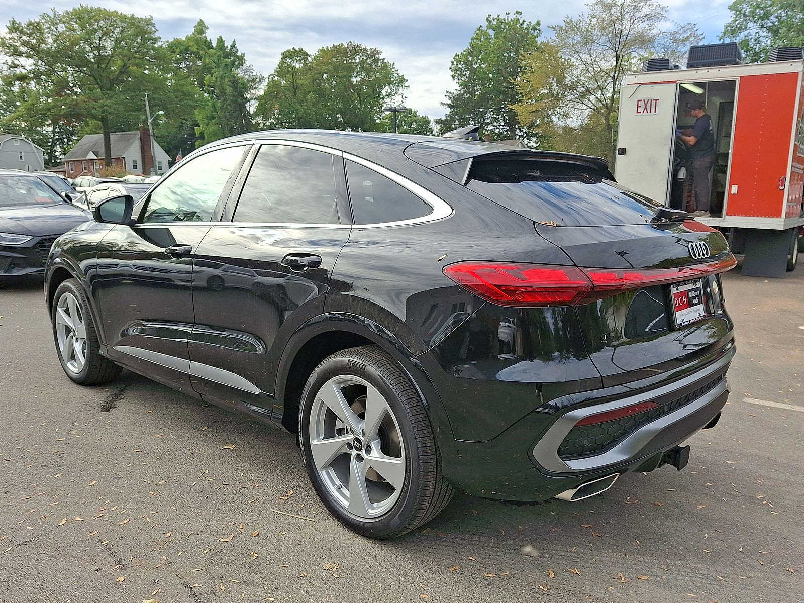 Thumbnail: 2025 Audi Q5 - 11