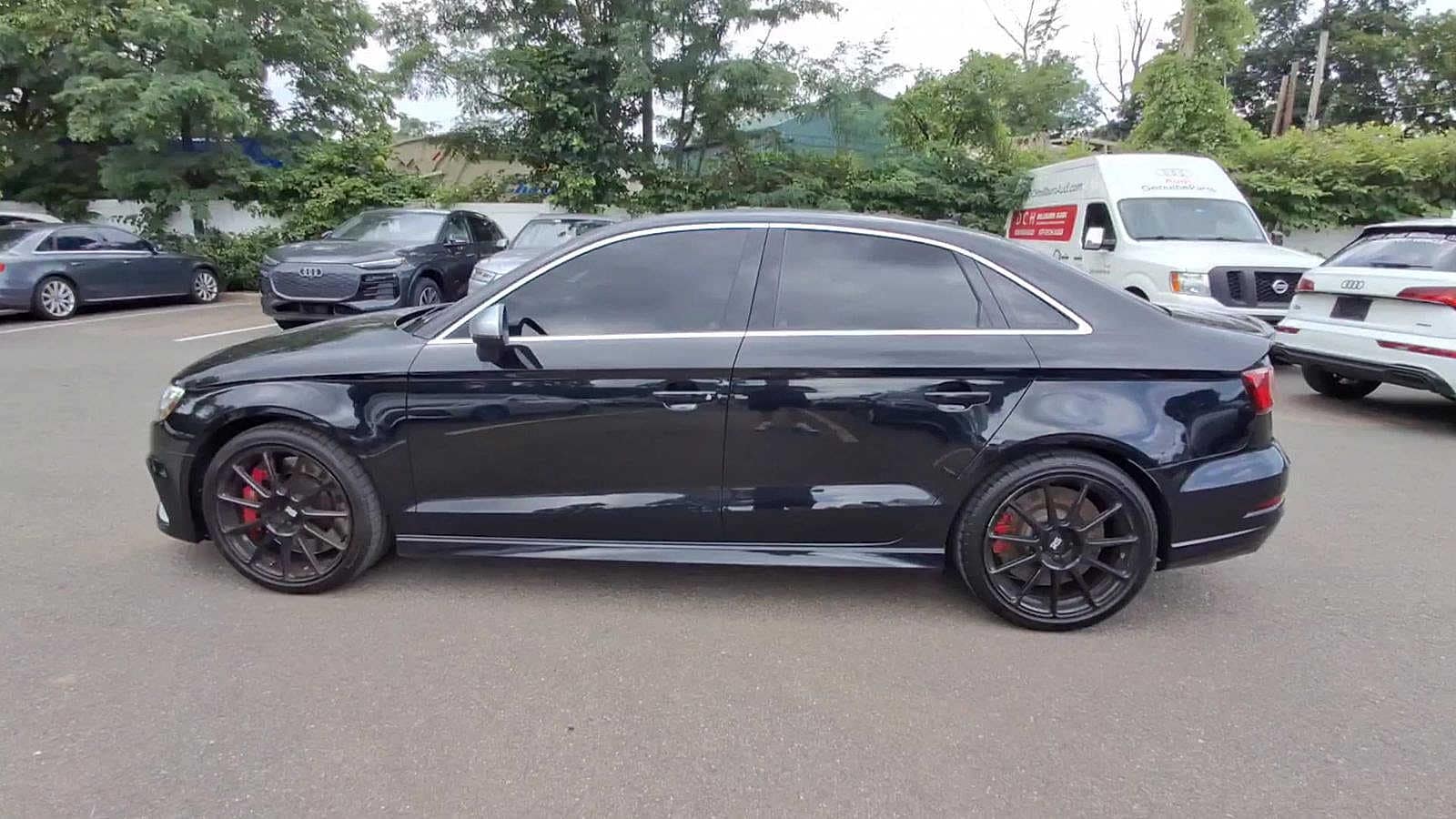 Thumbnail: 2019 Audi RS 3 - 5