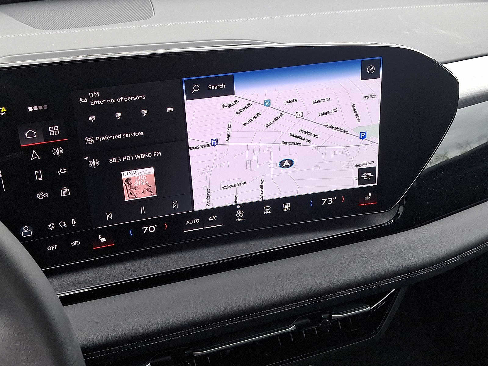 Thumbnail: 2025 Audi Q6 e-tron - 14