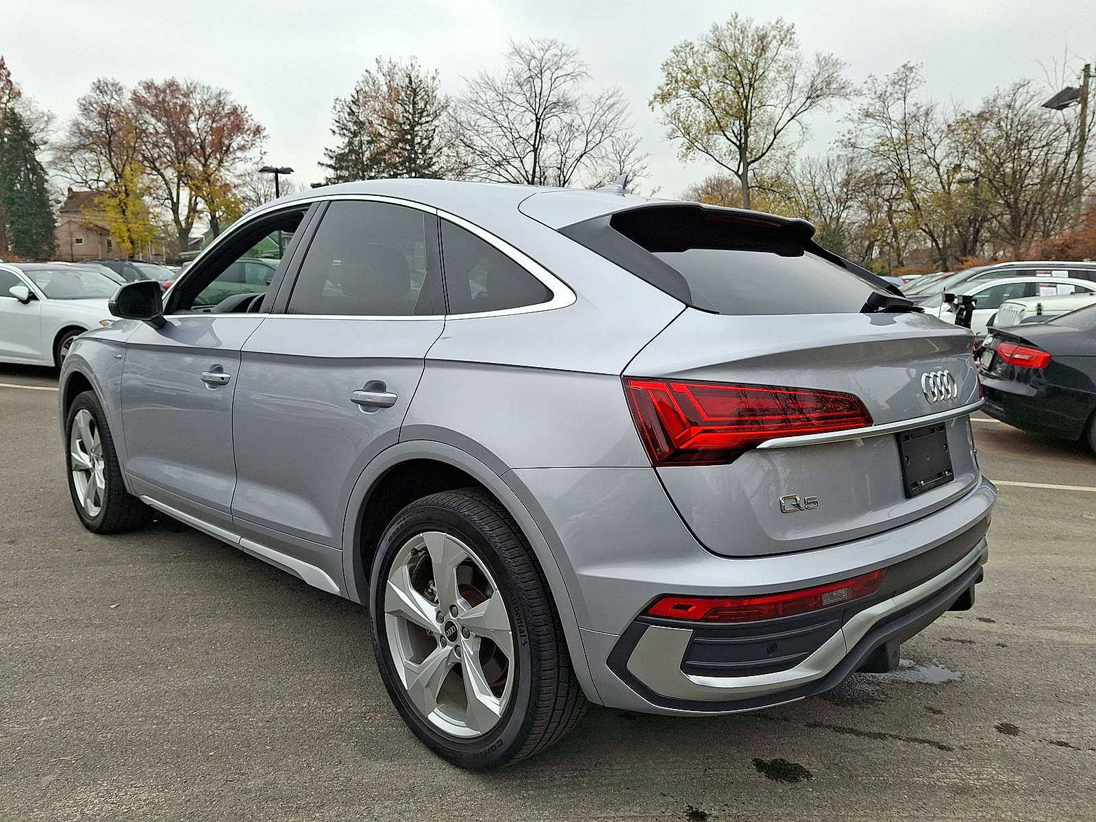 Thumbnail: 2022 Audi Q5 - 22