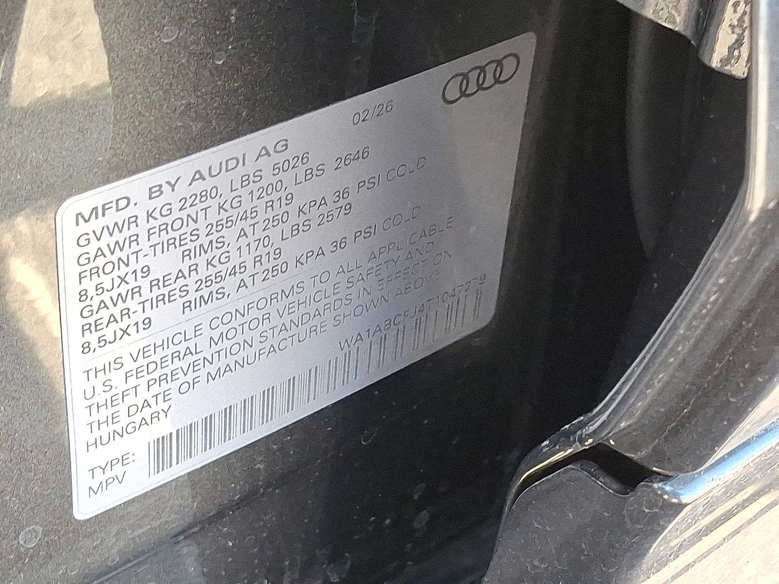 Thumbnail: 2026 Audi Q3 - 16