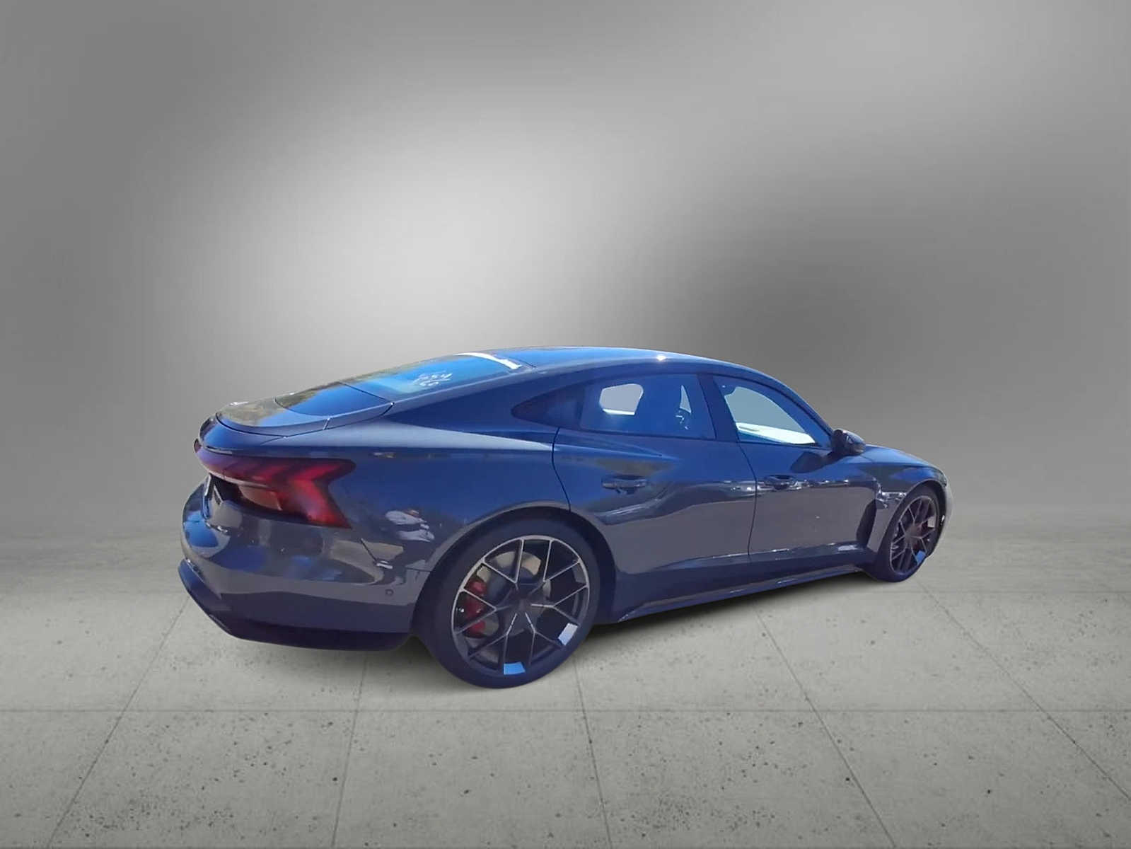 Thumbnail: 2026 Audi RS e-tron GT - 8