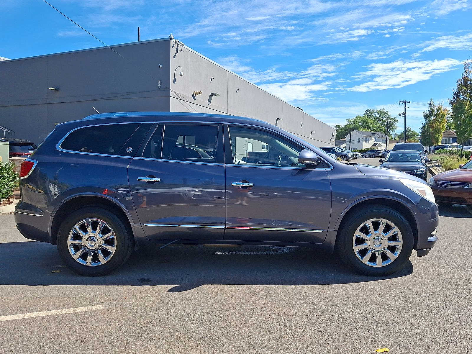 Thumbnail: 2013 Buick Enclave - 26