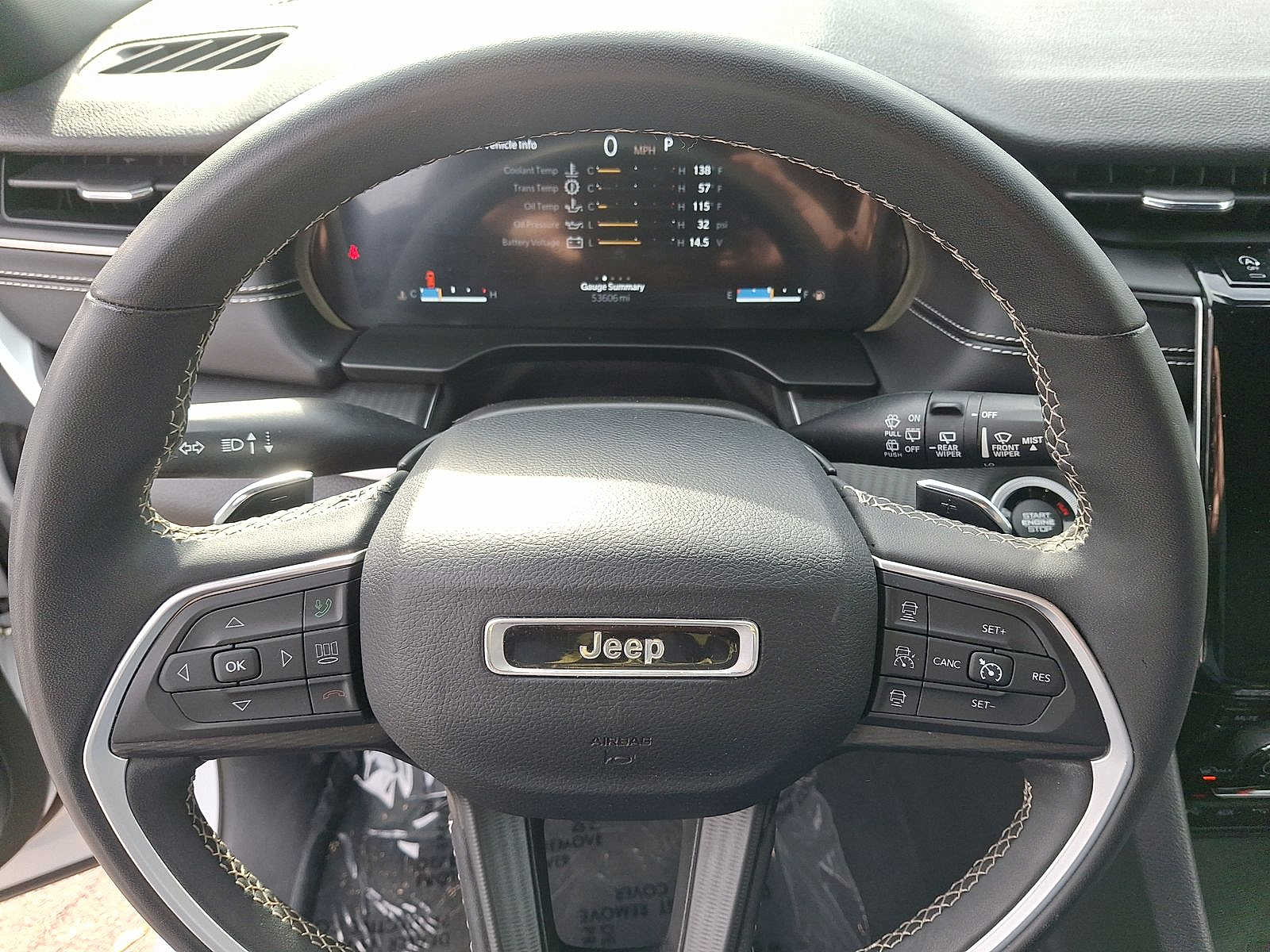 Thumbnail: 2023 Jeep Grand Cherokee - 16