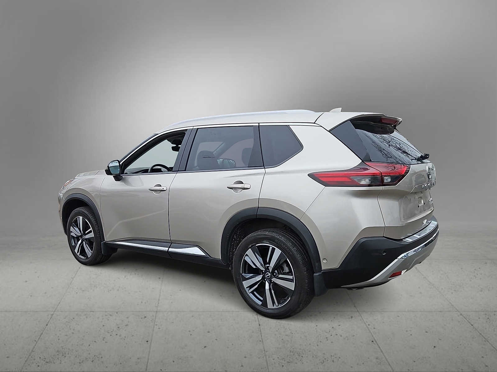 Thumbnail: 2022 Nissan Rogue - 6