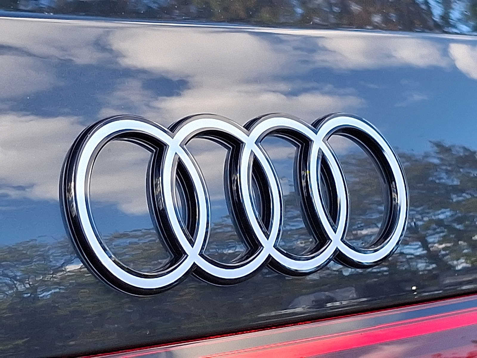 Thumbnail: 2025 Audi Q5 - 18