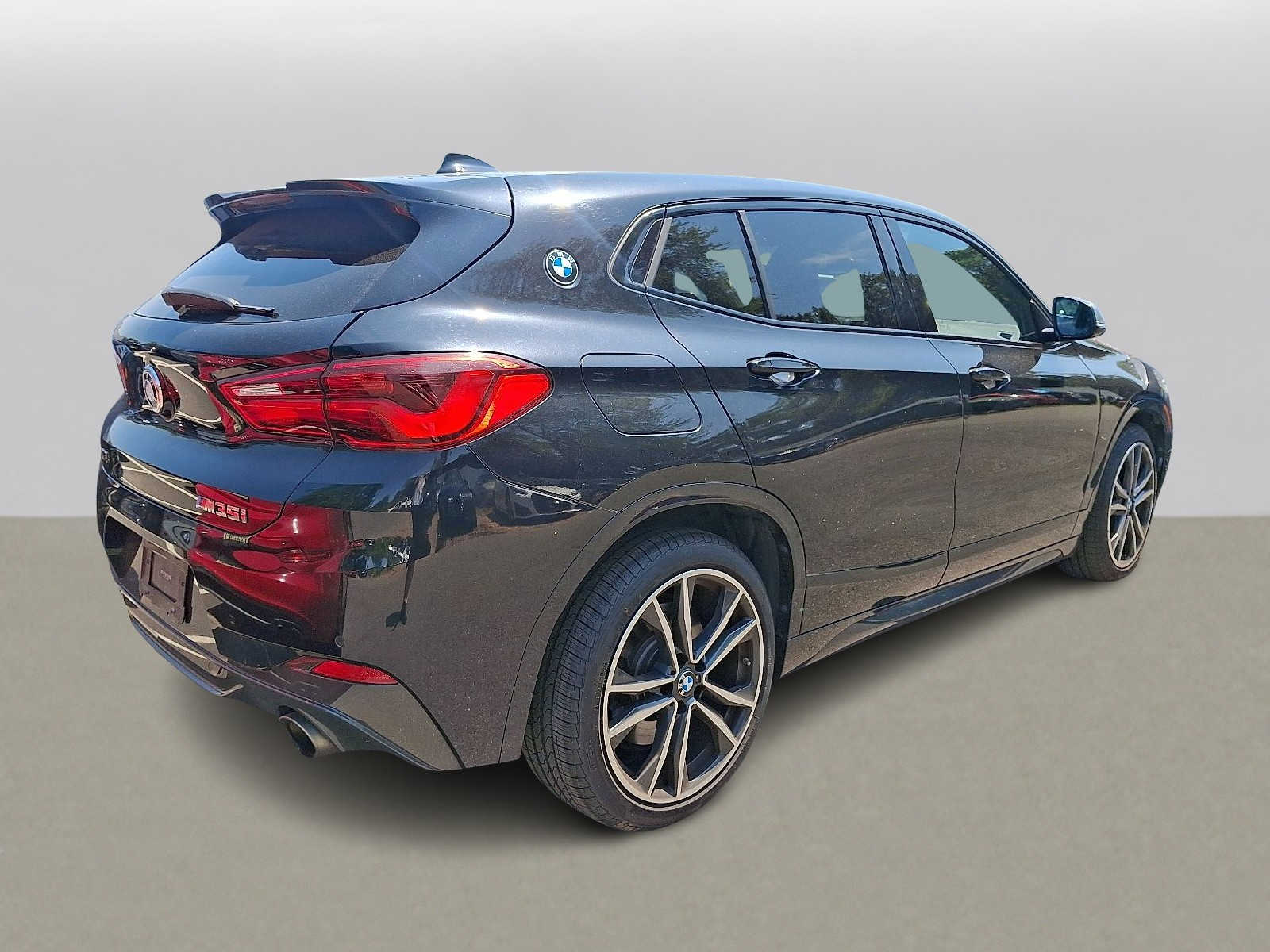 Thumbnail: 2019 BMW X2 - 3