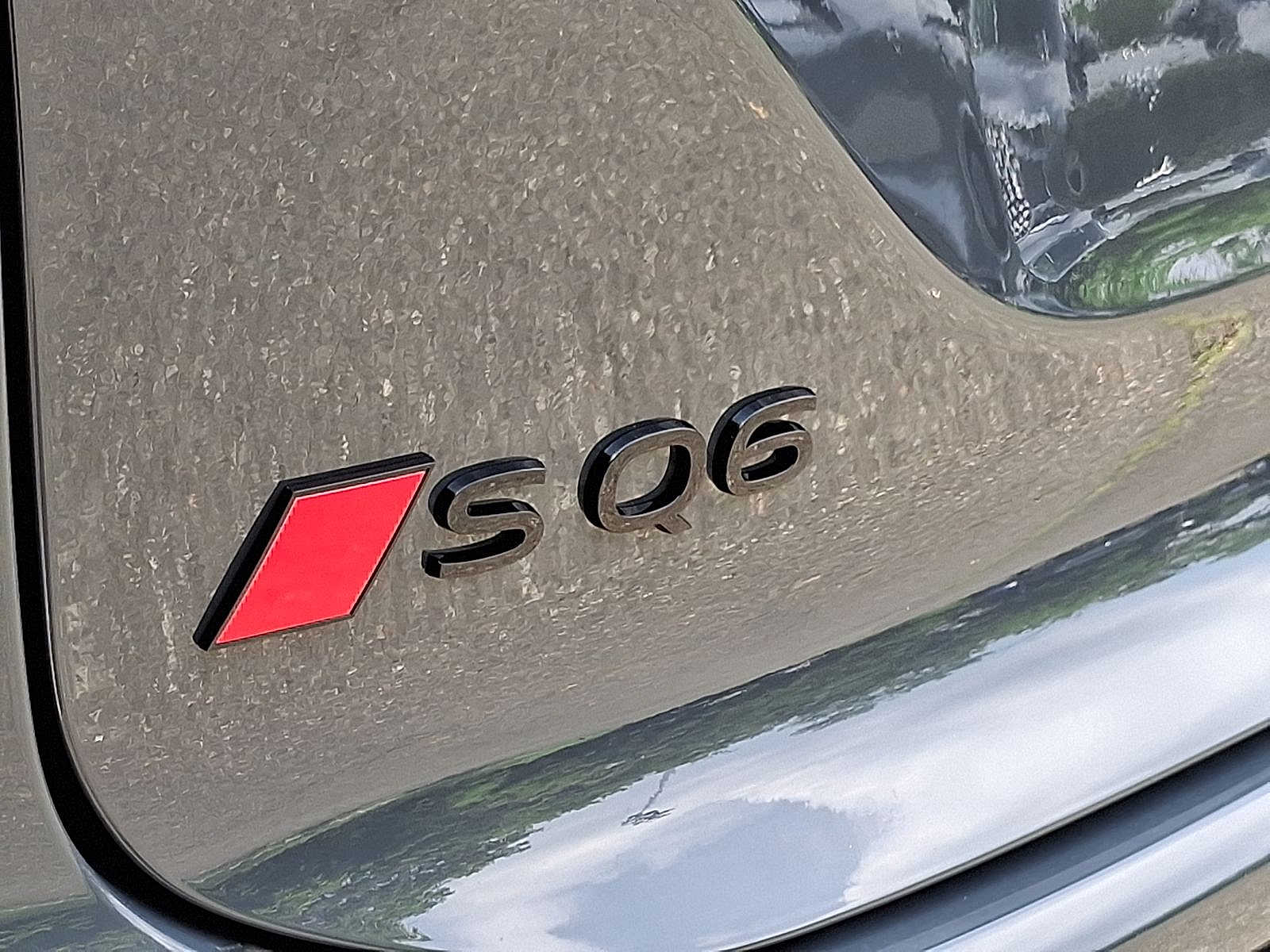 Thumbnail: 2025 Audi SQ6 e-tron - 18