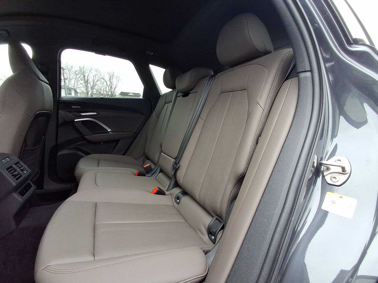 Thumbnail: 2025 Audi Q5 - 20