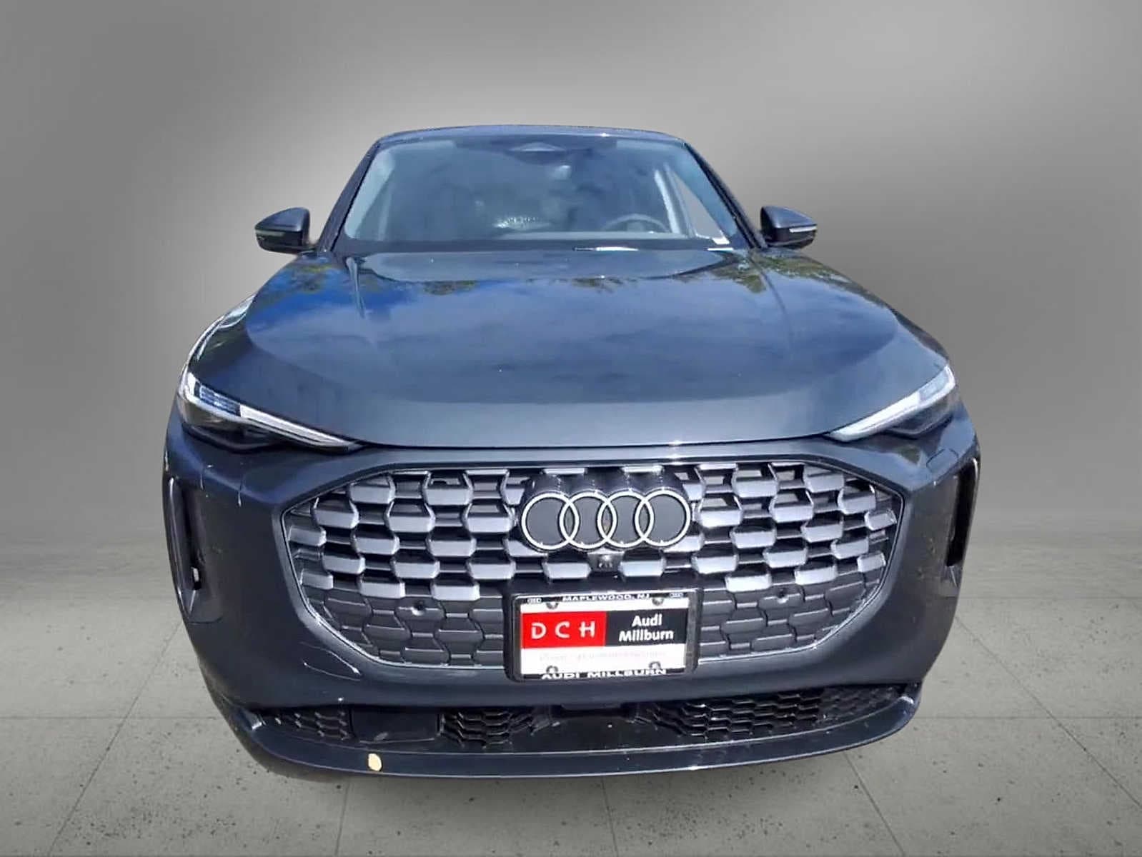 Thumbnail: 2025 Audi Q5 - 3