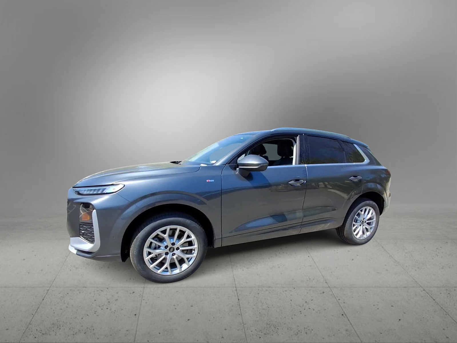 Thumbnail: 2026 Audi Q3 - 4