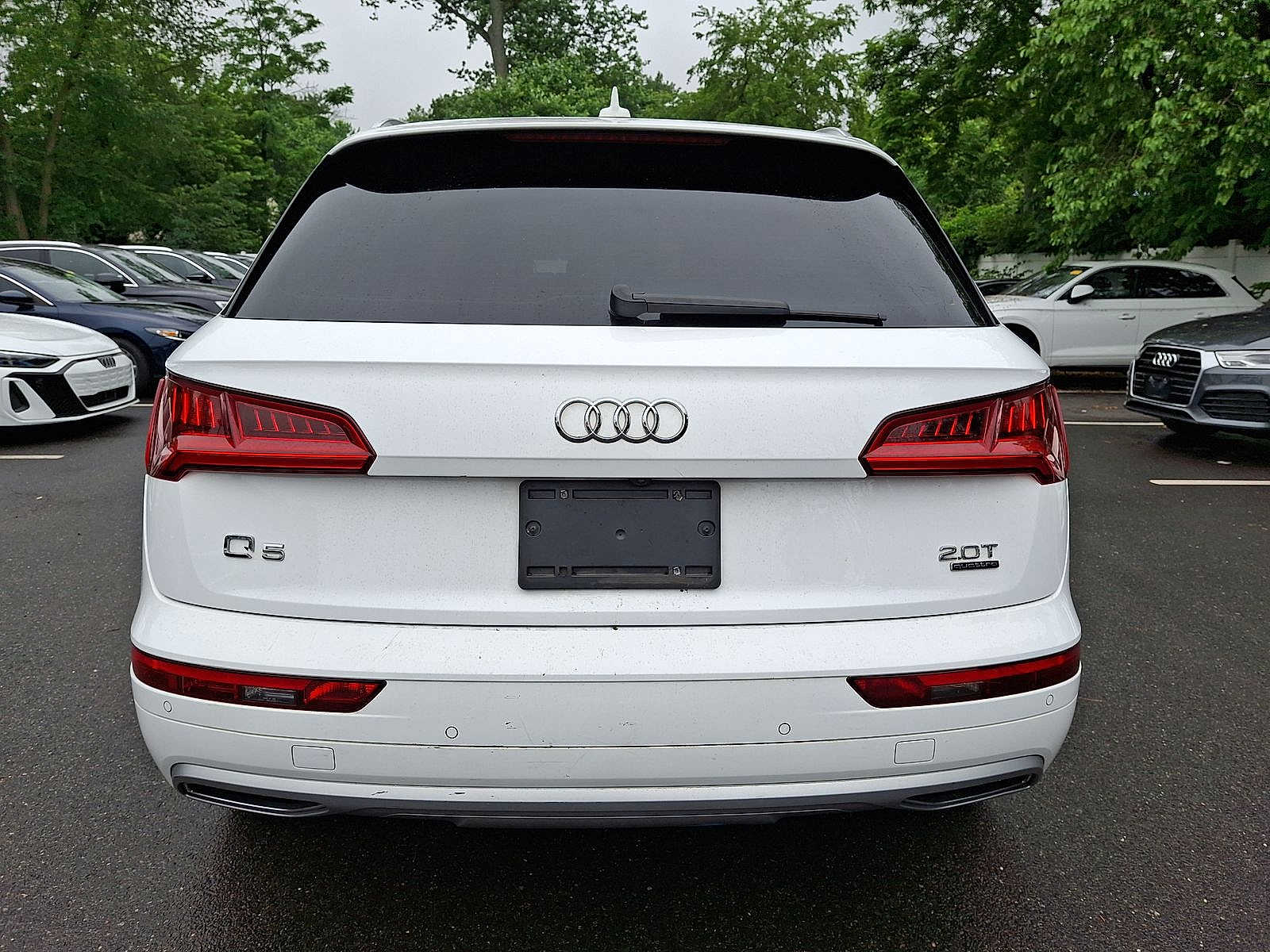 2018 Audi Q5 e Premium Plus 23