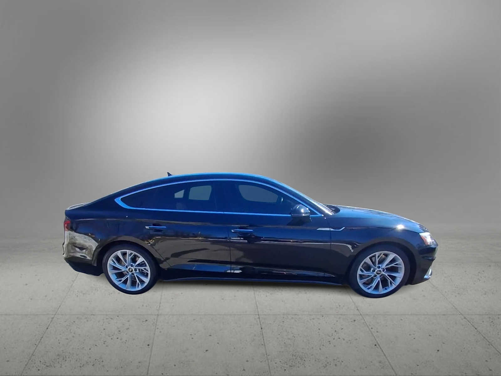 Thumbnail: 2022 Audi A5 - 9