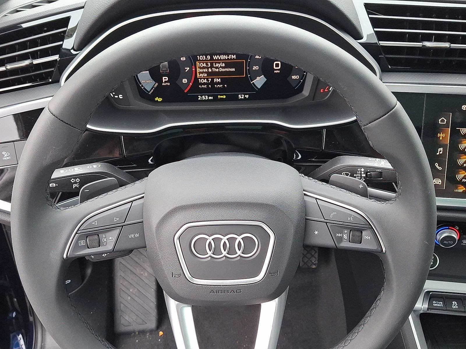 Thumbnail: 2025 Audi Q3 - 16